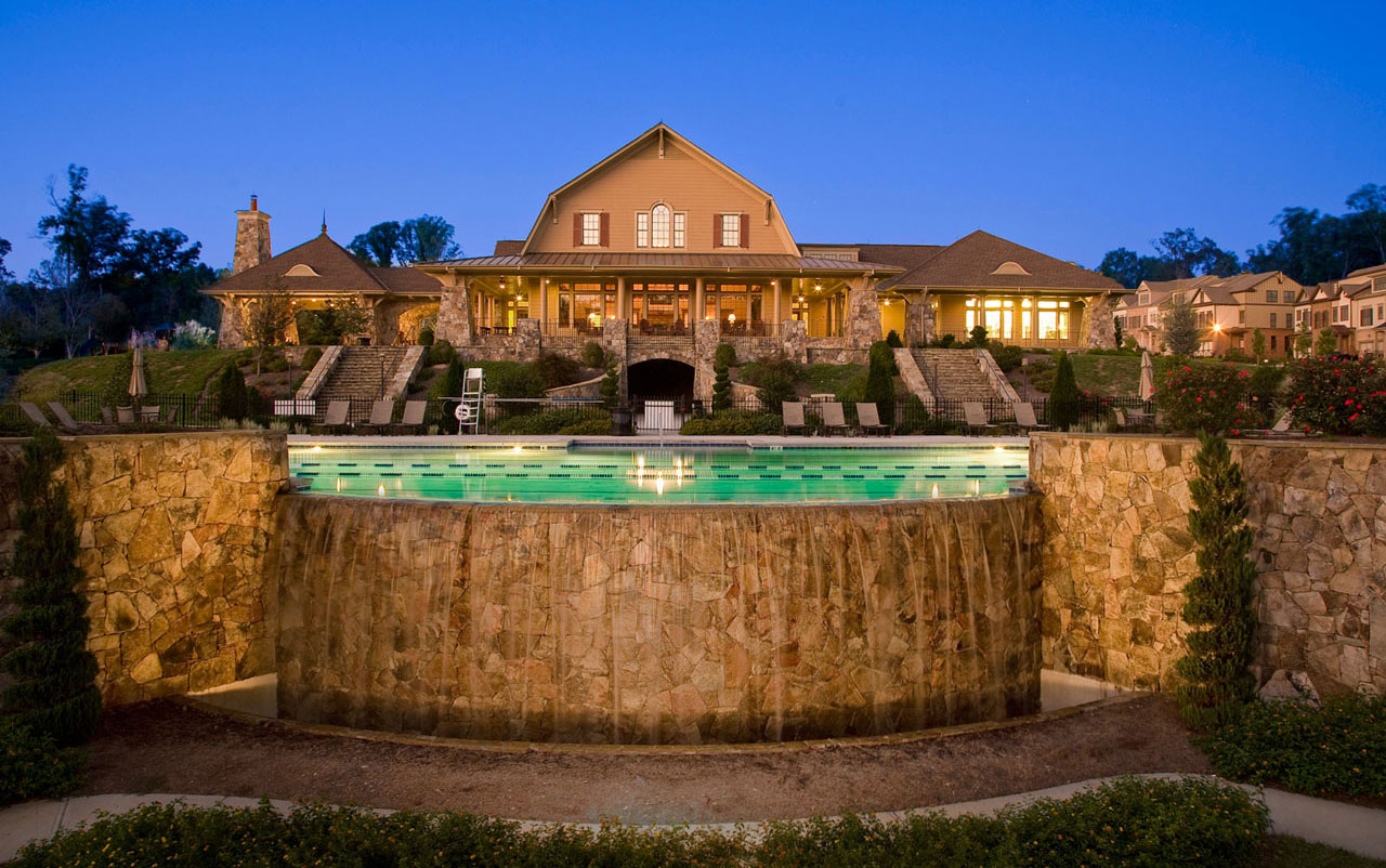 Sterling on the Lake Clubhouse exterior at night